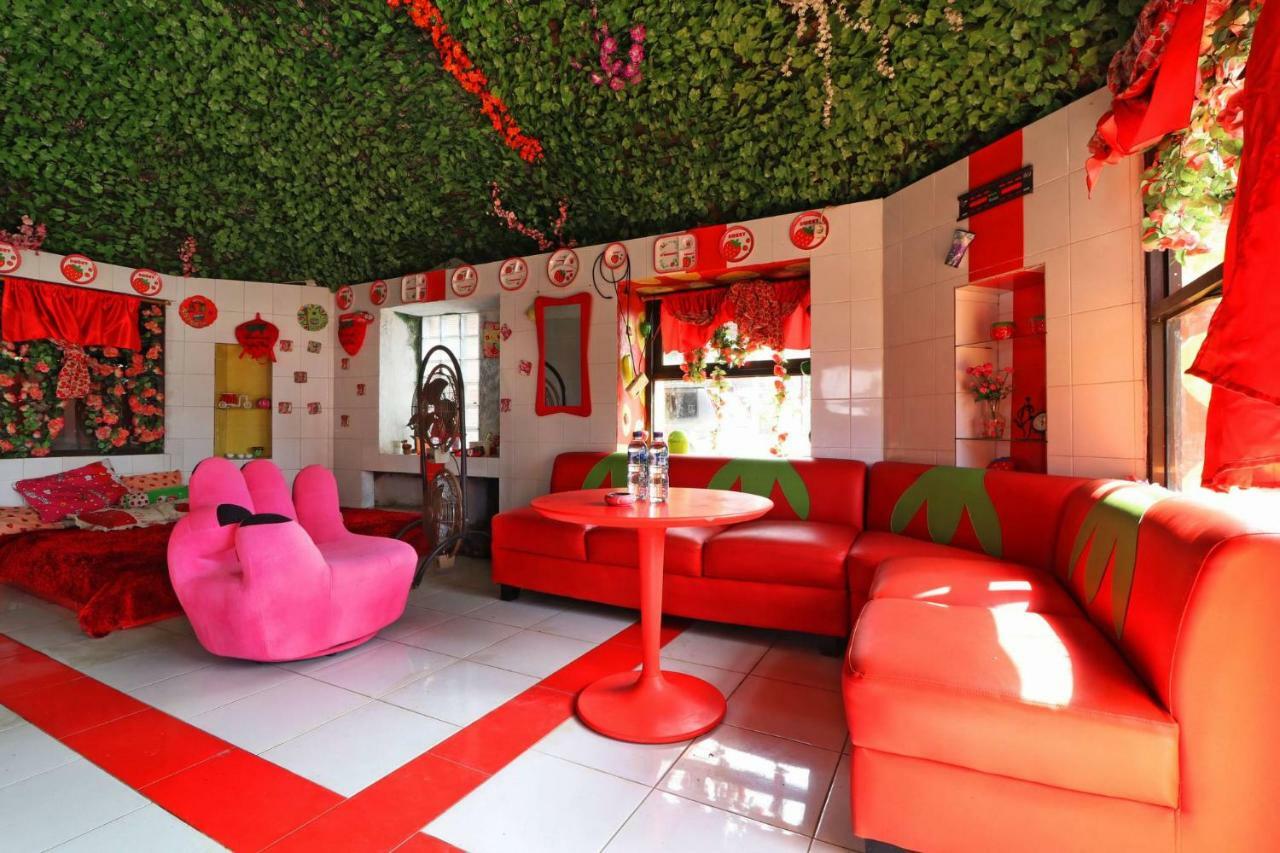 Hotel Agung Permata Artha Cipanas  Esterno foto